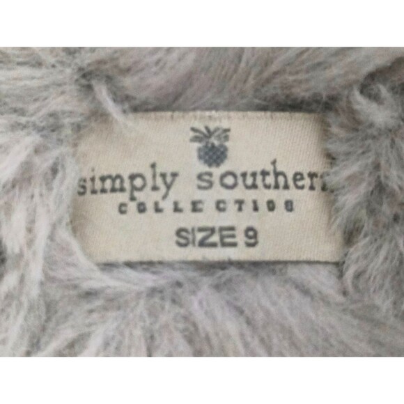 NEW Simply Southern Collection Scuff Slippers Gray Knit Soft Faux Fur 9M - Picture 9 of 13